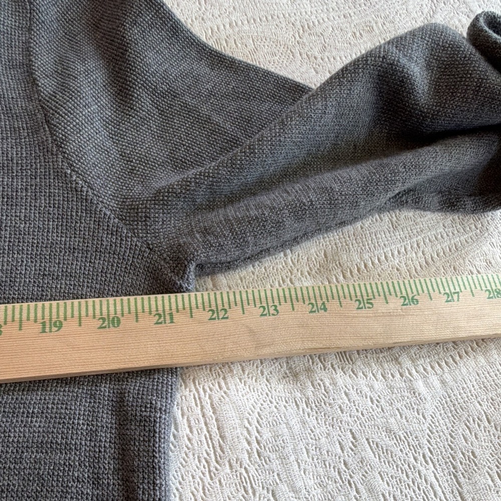 Jim Nantz by vineyard vines Men's M Gray Solid Knit 1/4 Zip Mock Neck Sweater - Picture 3 of 7